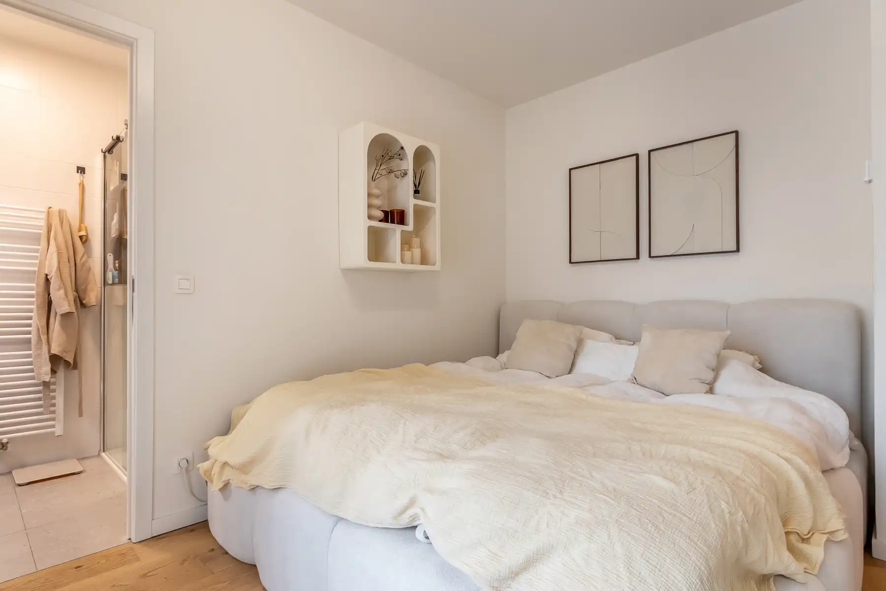 Recent gelijkvloersappartement met 3 slaapkmrs & staanplaats foto 17