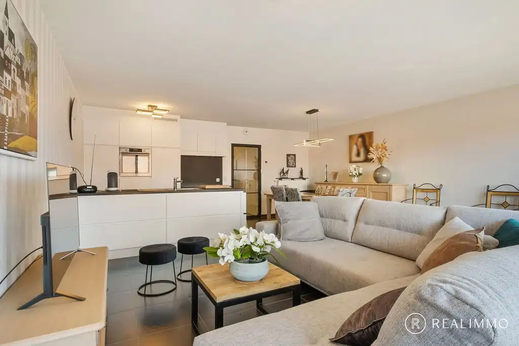 Lichtrijk appartement met twee autostaanplaatsen Avelgem foto 9