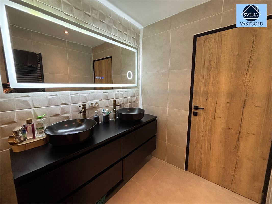 LEUKE STARTERSWONING MET 2 SLAAPKAMERS EN GARAGE foto 9