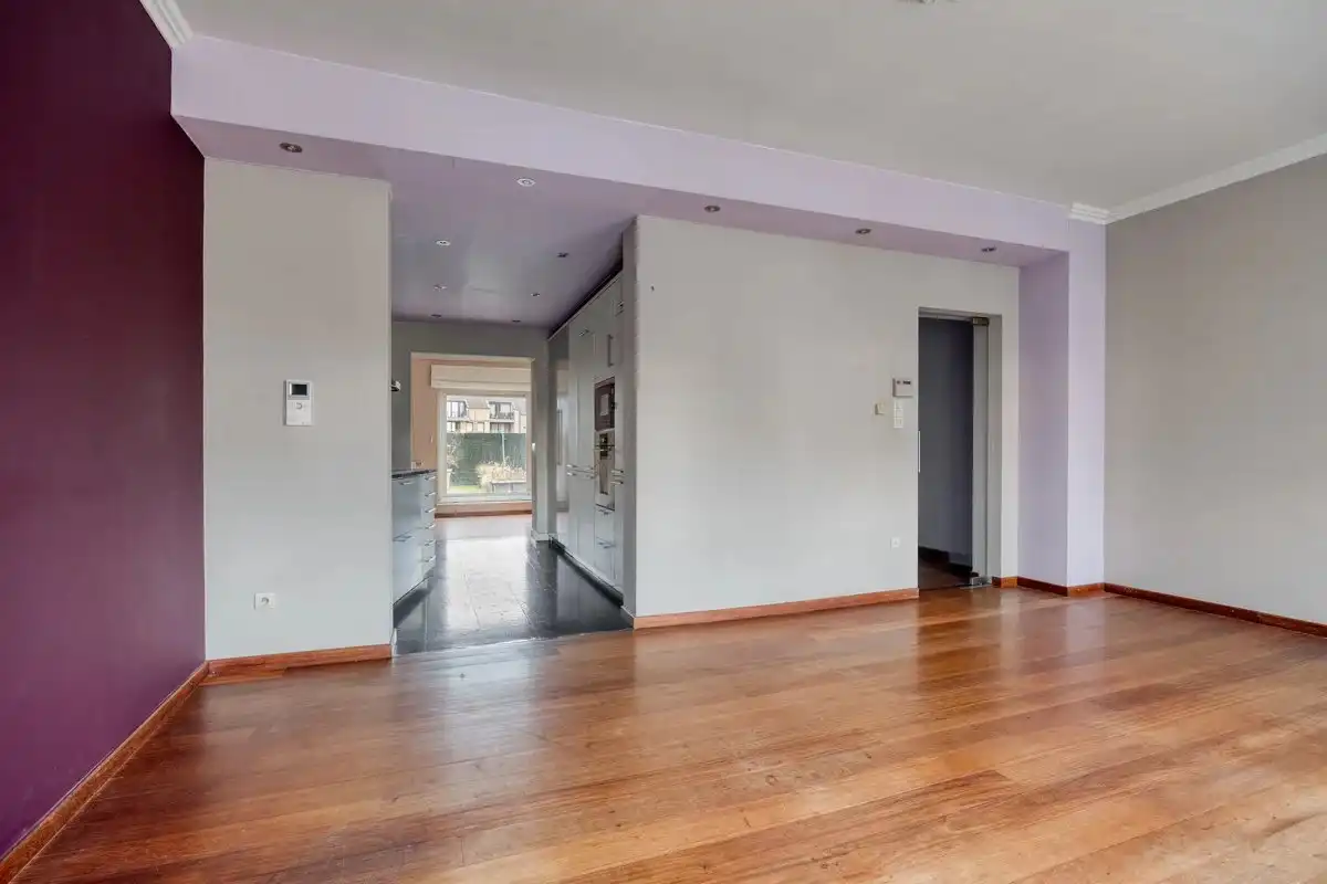 DUPLEXAPPARTEMENT VAN 146 M² MET 3 SLP'S IN LANAKEN CENTRUM foto 2
