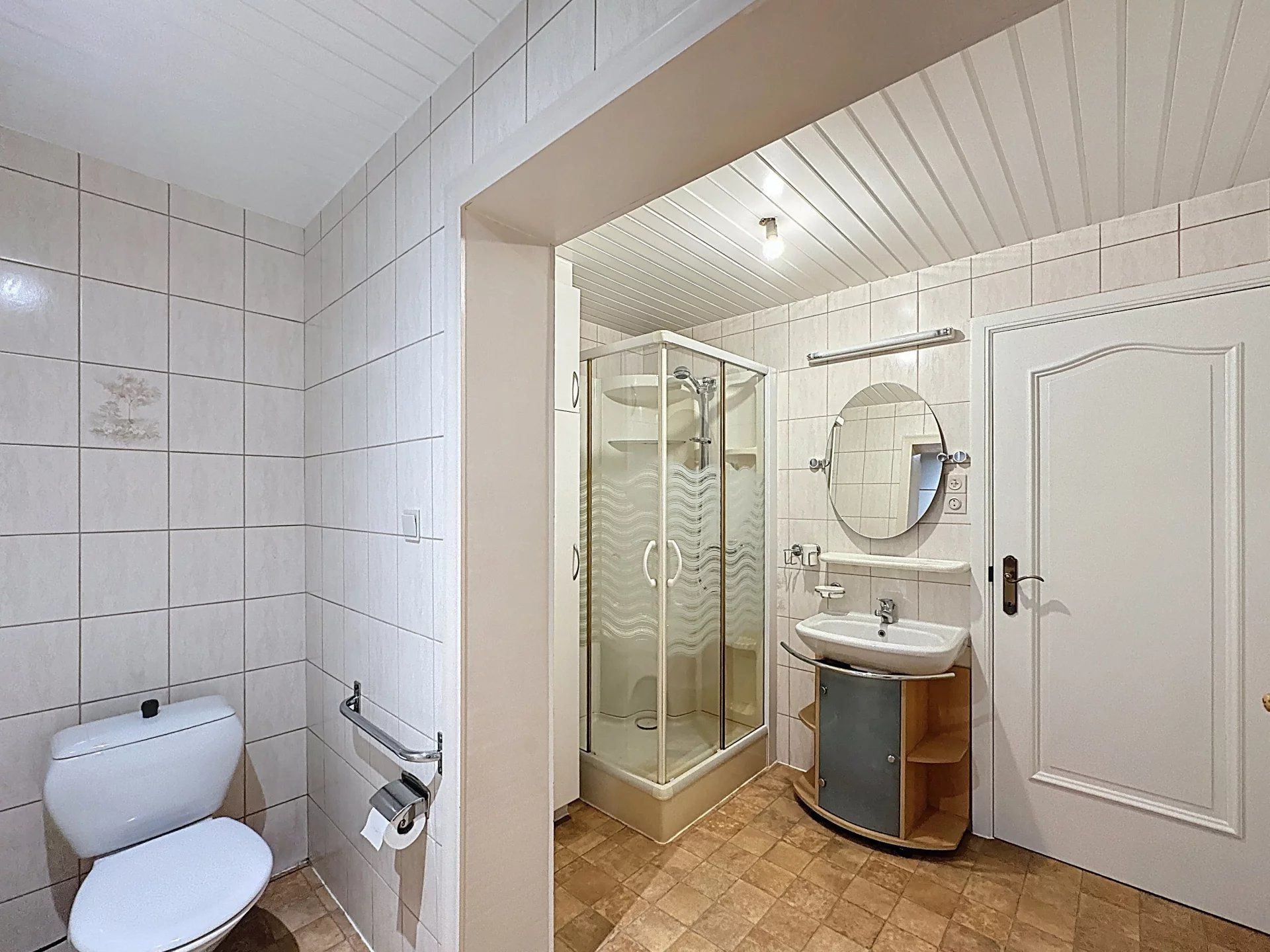 Gerenoveerde woning op groot perceel met 3 slaapkamers, zonnepanelen en thuisbatterij. foto 7