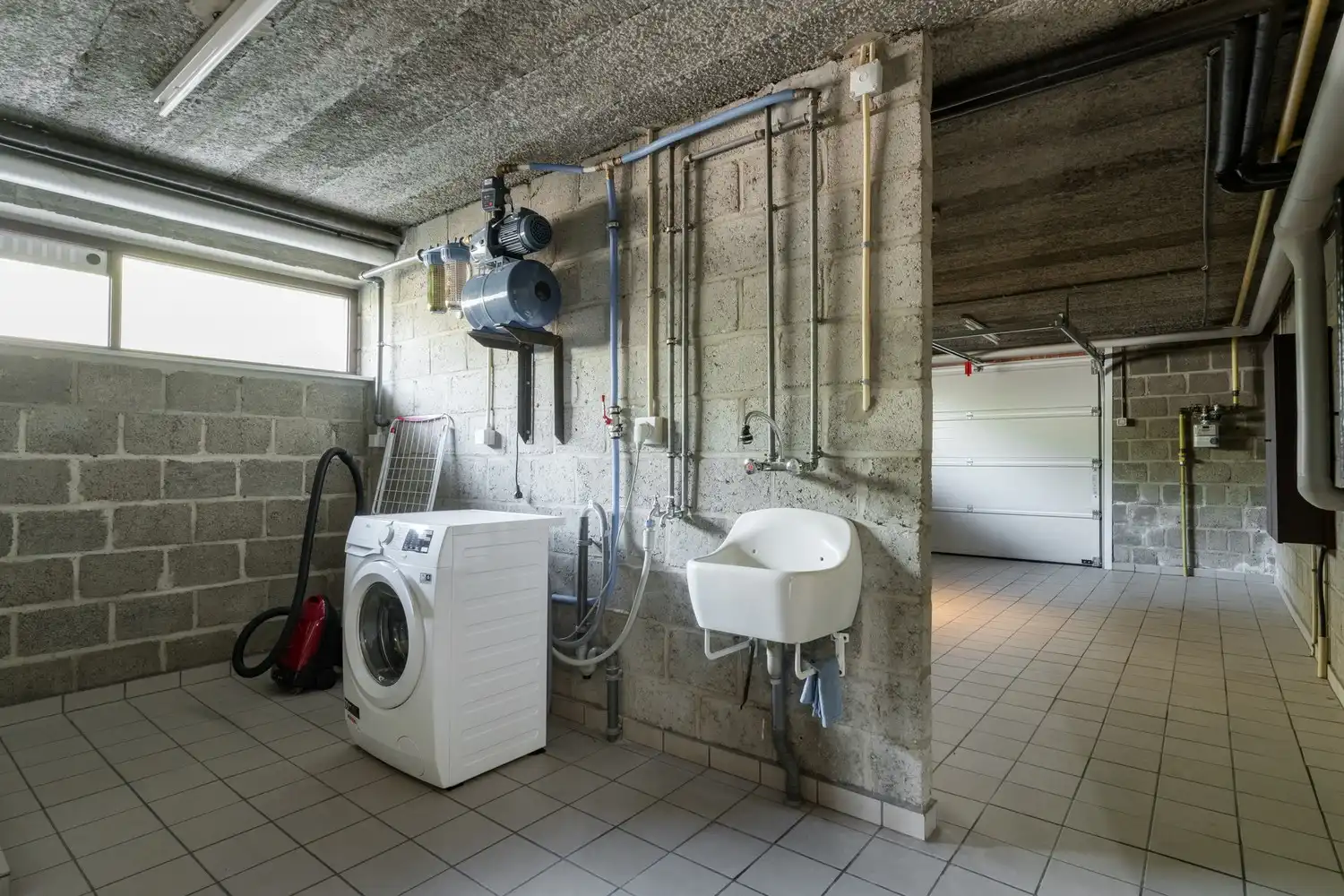 Moderne woning op toplocatie nabij centrum Overpelt op 920m² foto 23