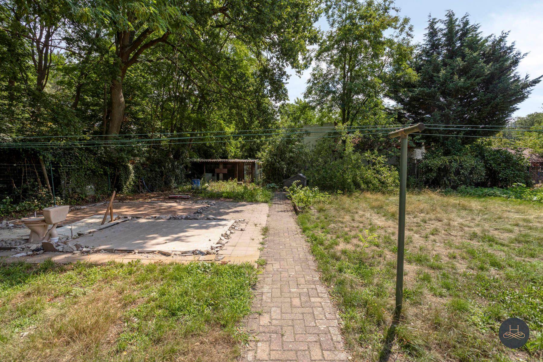 Rustig en residentieel gelegen renovatiewoning in het groen foto 30