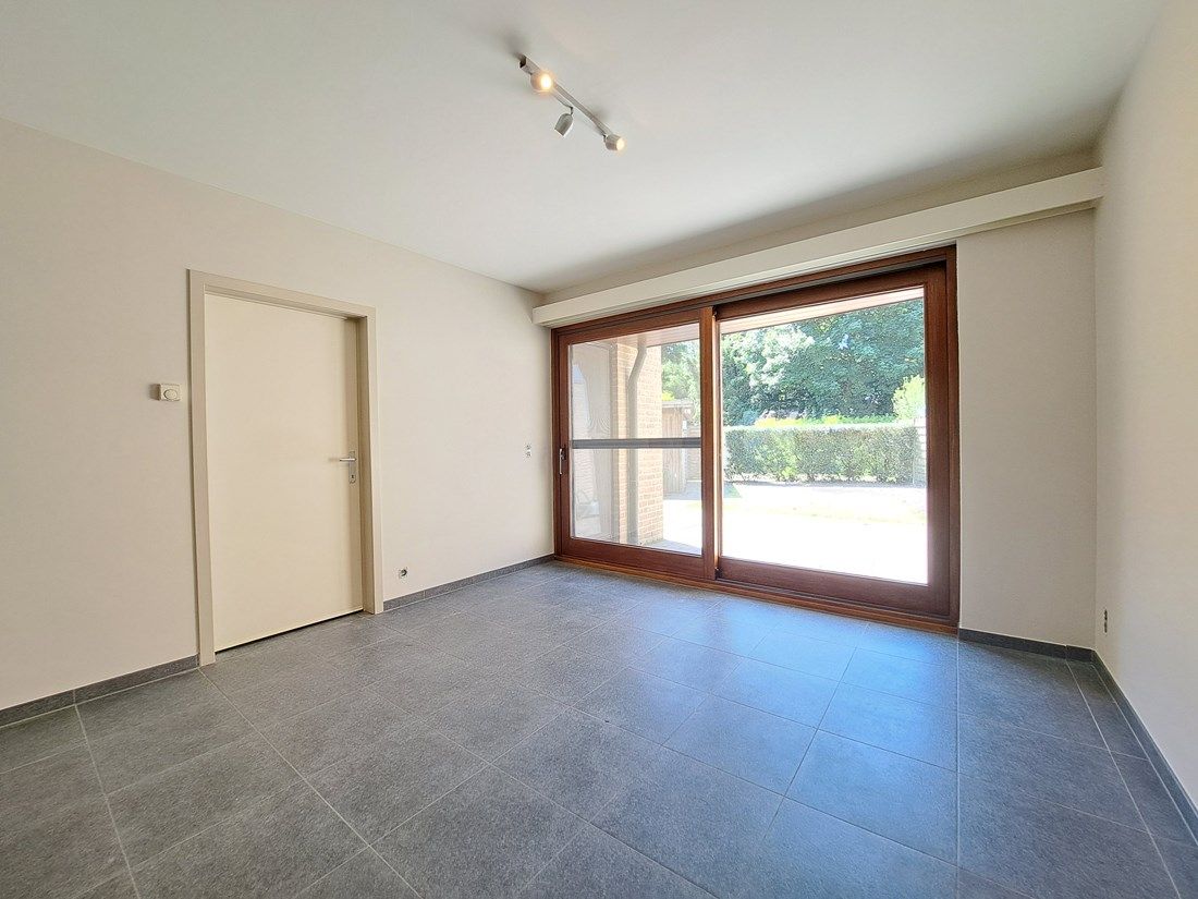 Perfect onderhouden rijwoning te Lommel foto 3