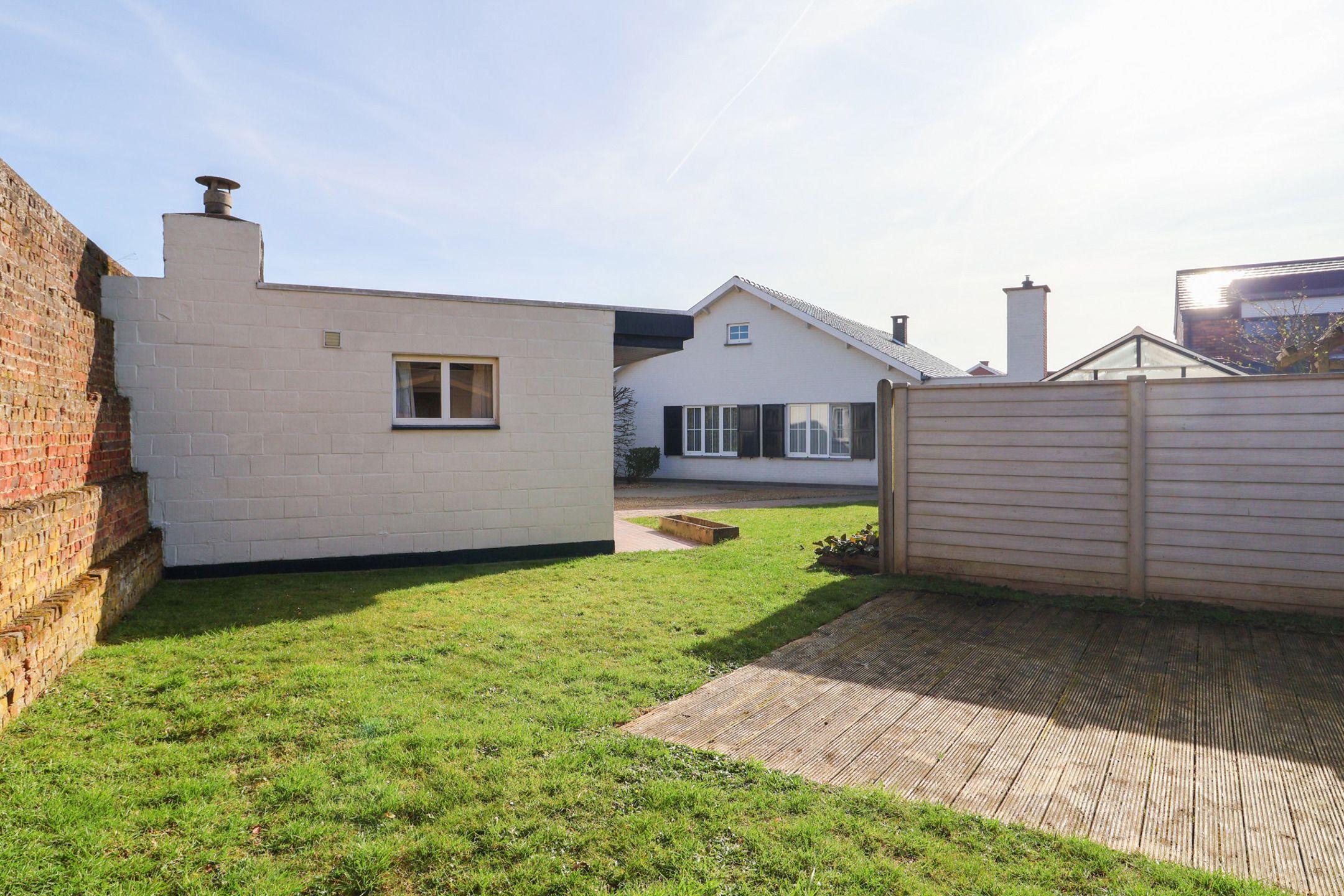 Uitstekend gelegen bungalow foto 20