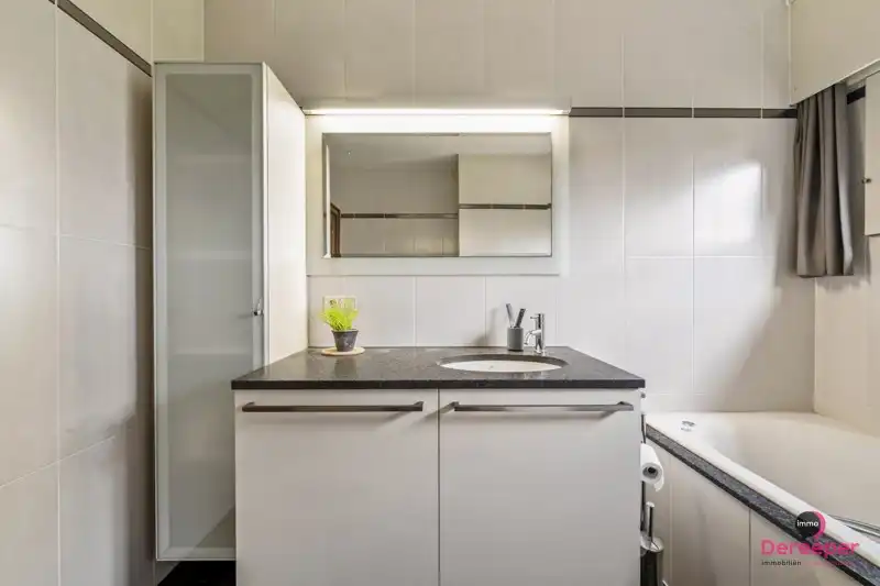Charmante bungalow, gelegen op een ruim perceel van 626 m² foto 6