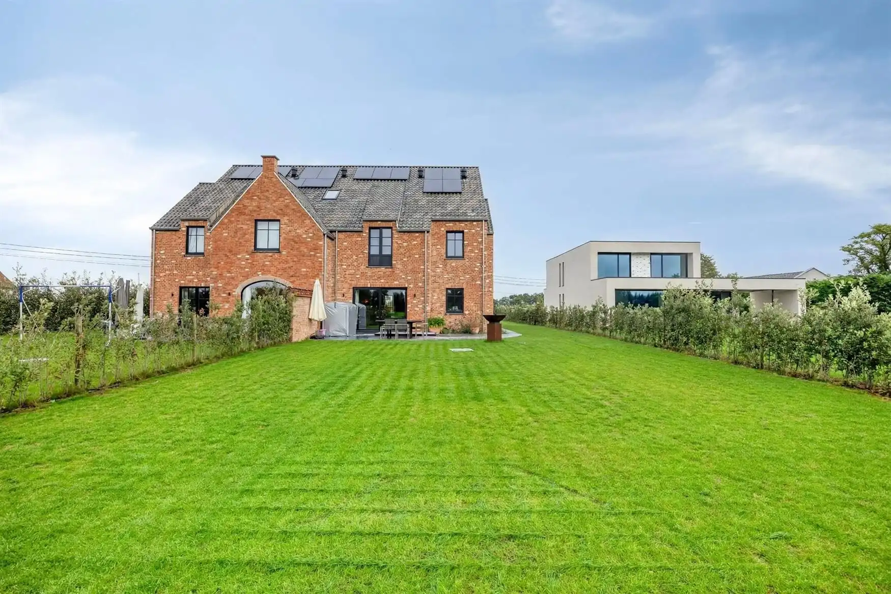 Uitzonderlijke nieuwbouwwoning in landelijke stijl foto 24