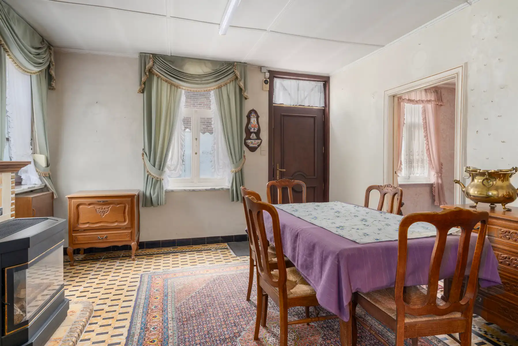 Te renoveren halfopen bebouwing op rustige locatie foto 2