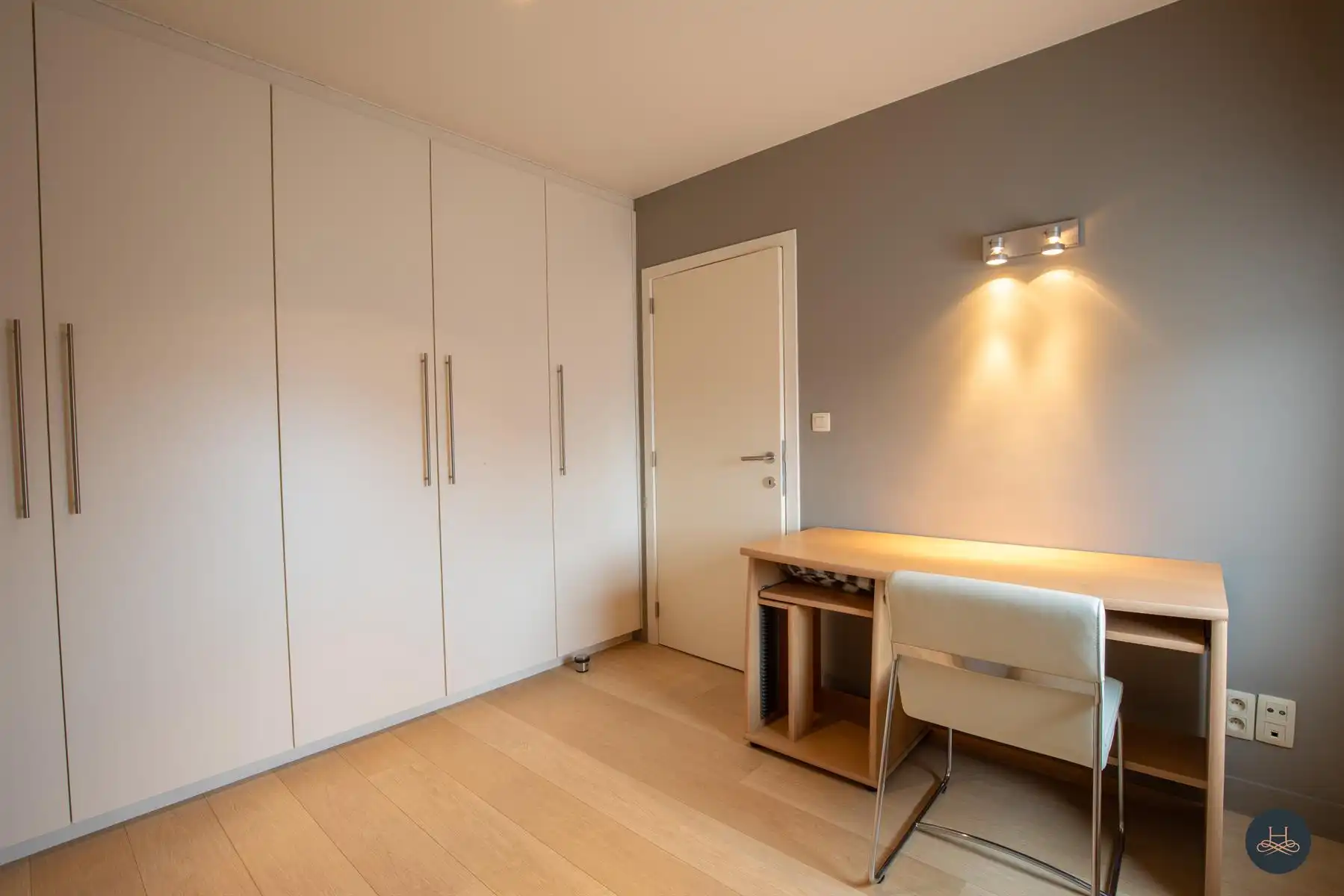 Gezellig appartement met groot terras foto 16