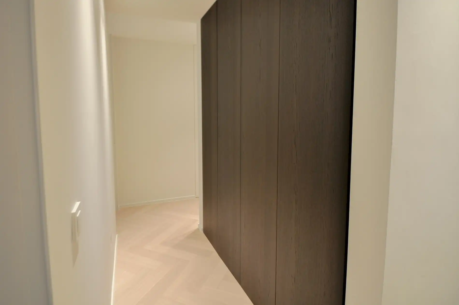 Uitzonderlijk, tijdloos volledig gerenoveerd appartement met een open zicht . foto 13