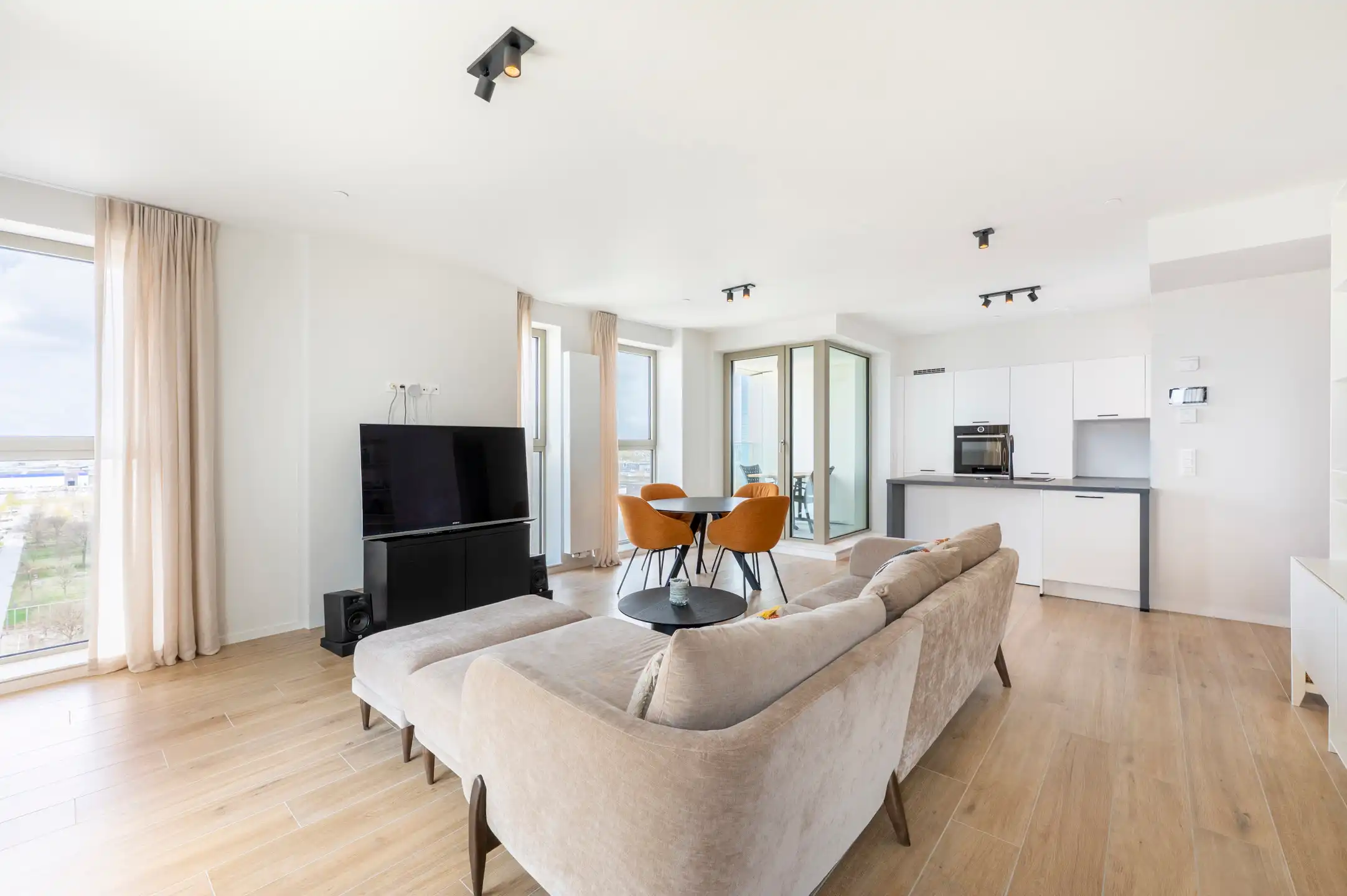 ANTWERPEN - panoramisch zicht op de jachthaven met 3 kamers foto 5