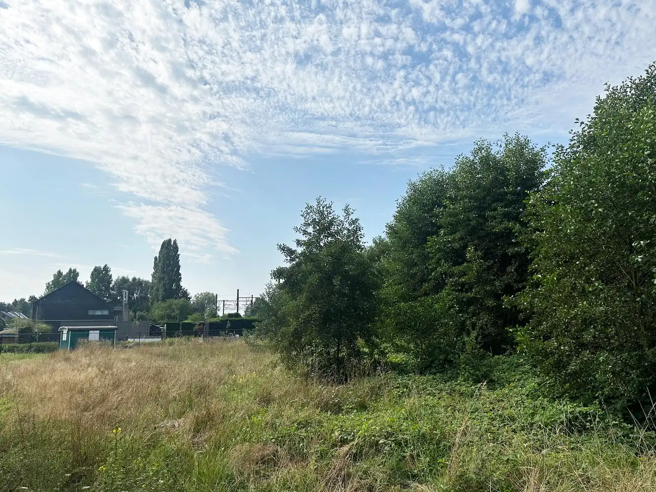 Bouwgrond op een perceel van 860m² voor een halfopen bebouwing in Lint foto 3