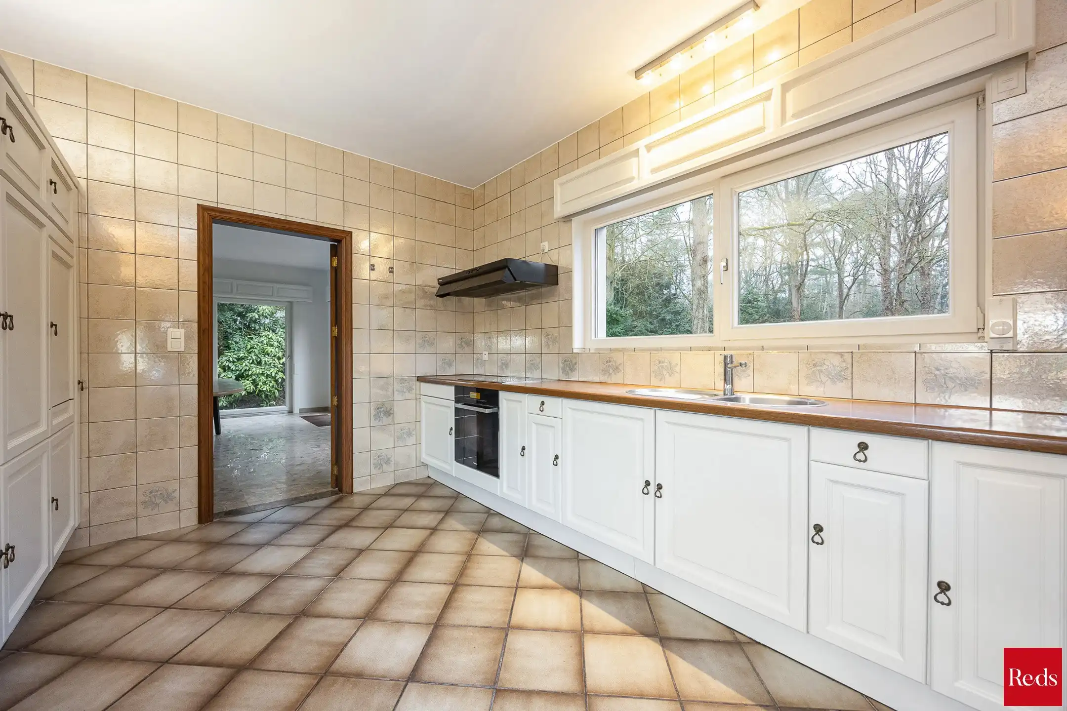 Laagbouwvilla op een prachtig perceel van ca . 3058 m² foto 6