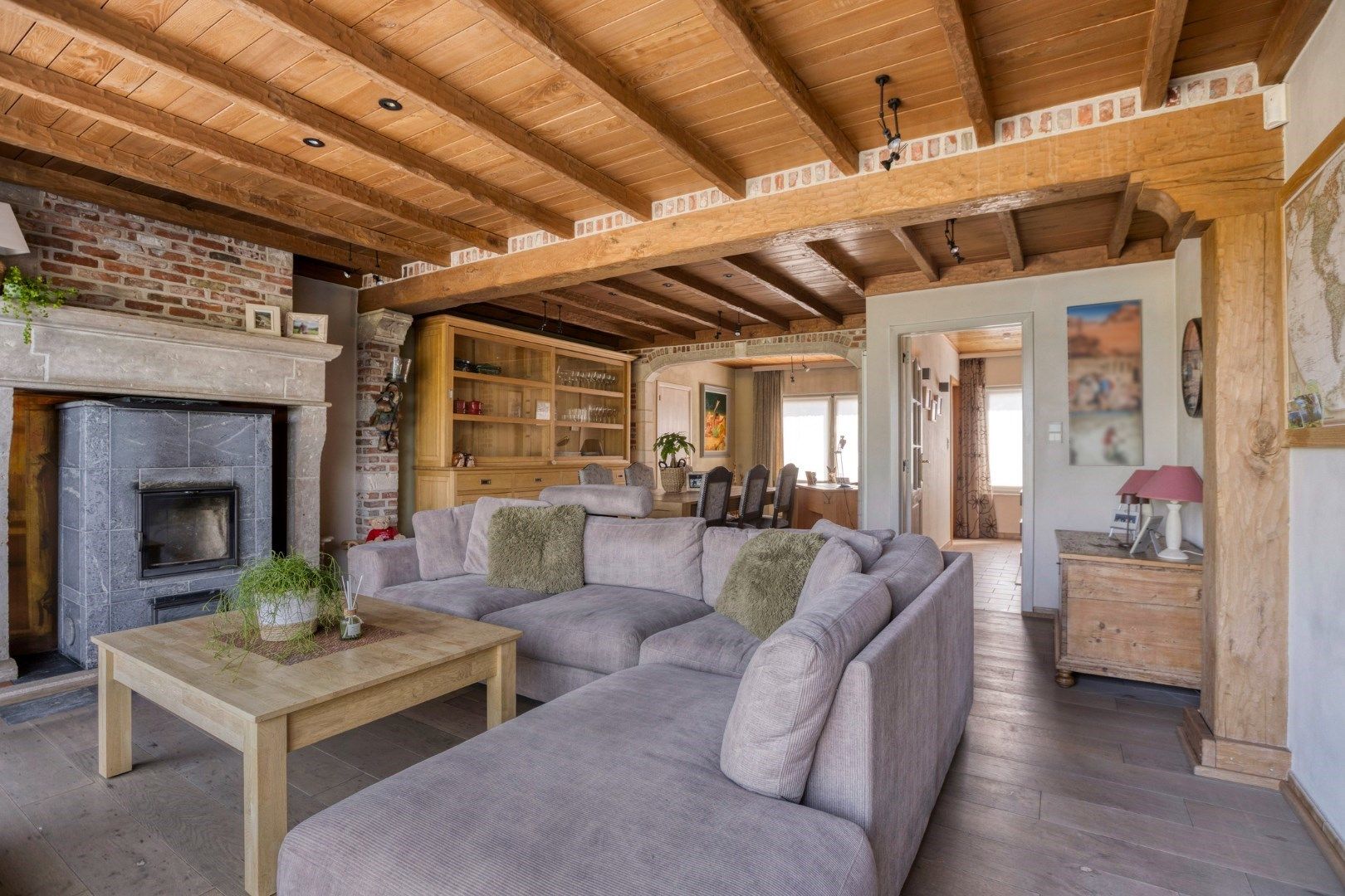 Prachtige handelswoning in centrum Rekkem! foto 9