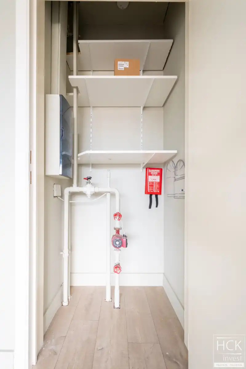 DEINZE - Instapklaar appartement met 2 SLPK en moderne afwerking foto 10