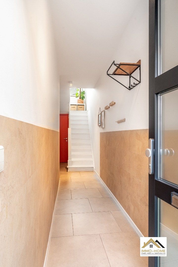 Instapklare woning op topligging te Gent! foto 15