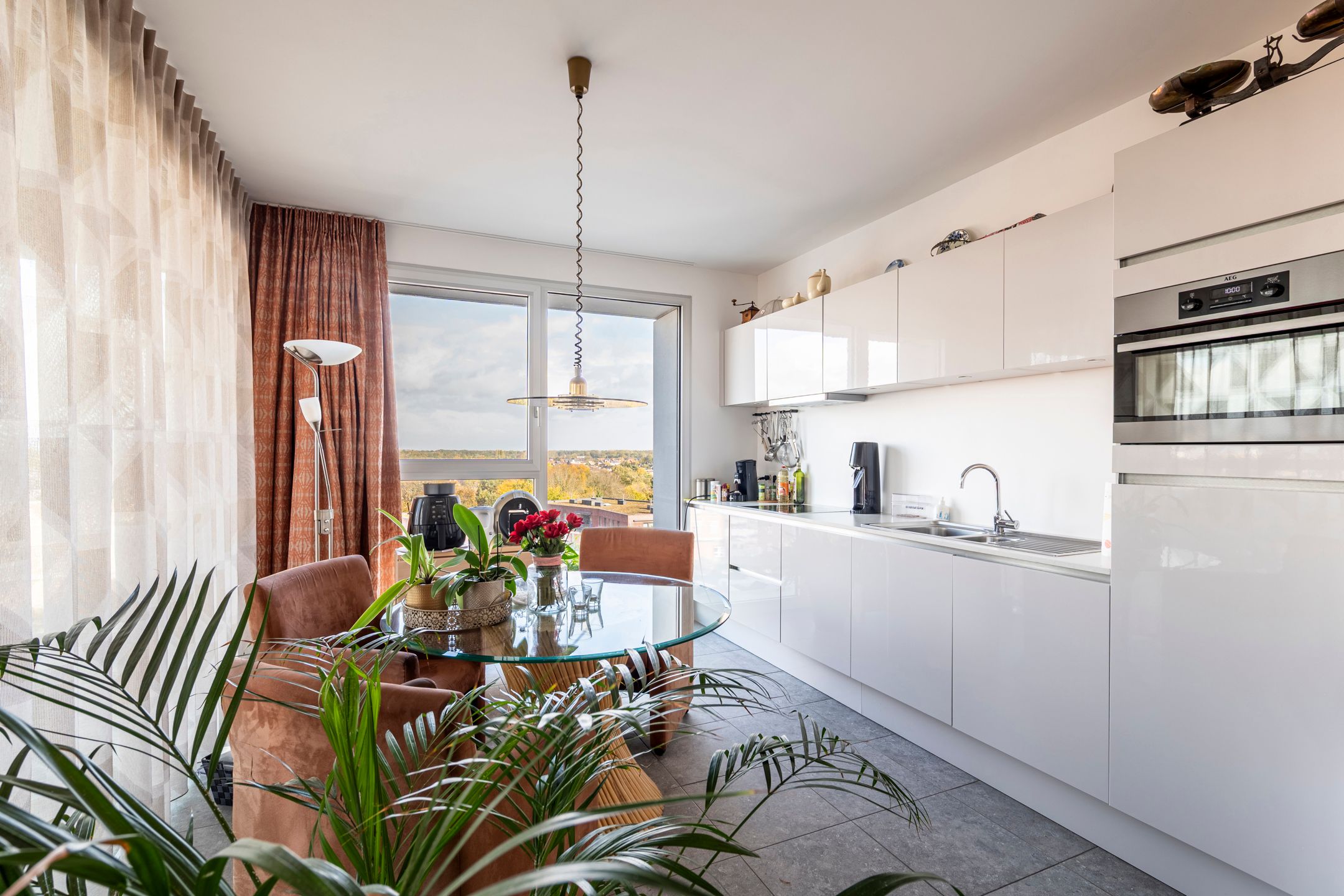 Luxe appartement met 3 slaapkamers in Turnova Toren foto 3