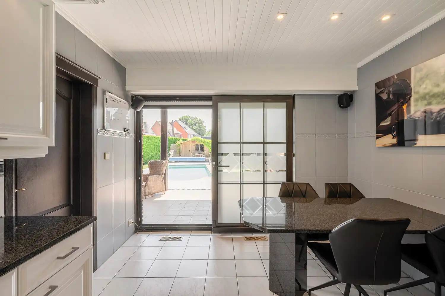 Landhuis met zwembad en 2 tot 4 slaapkamers foto 17