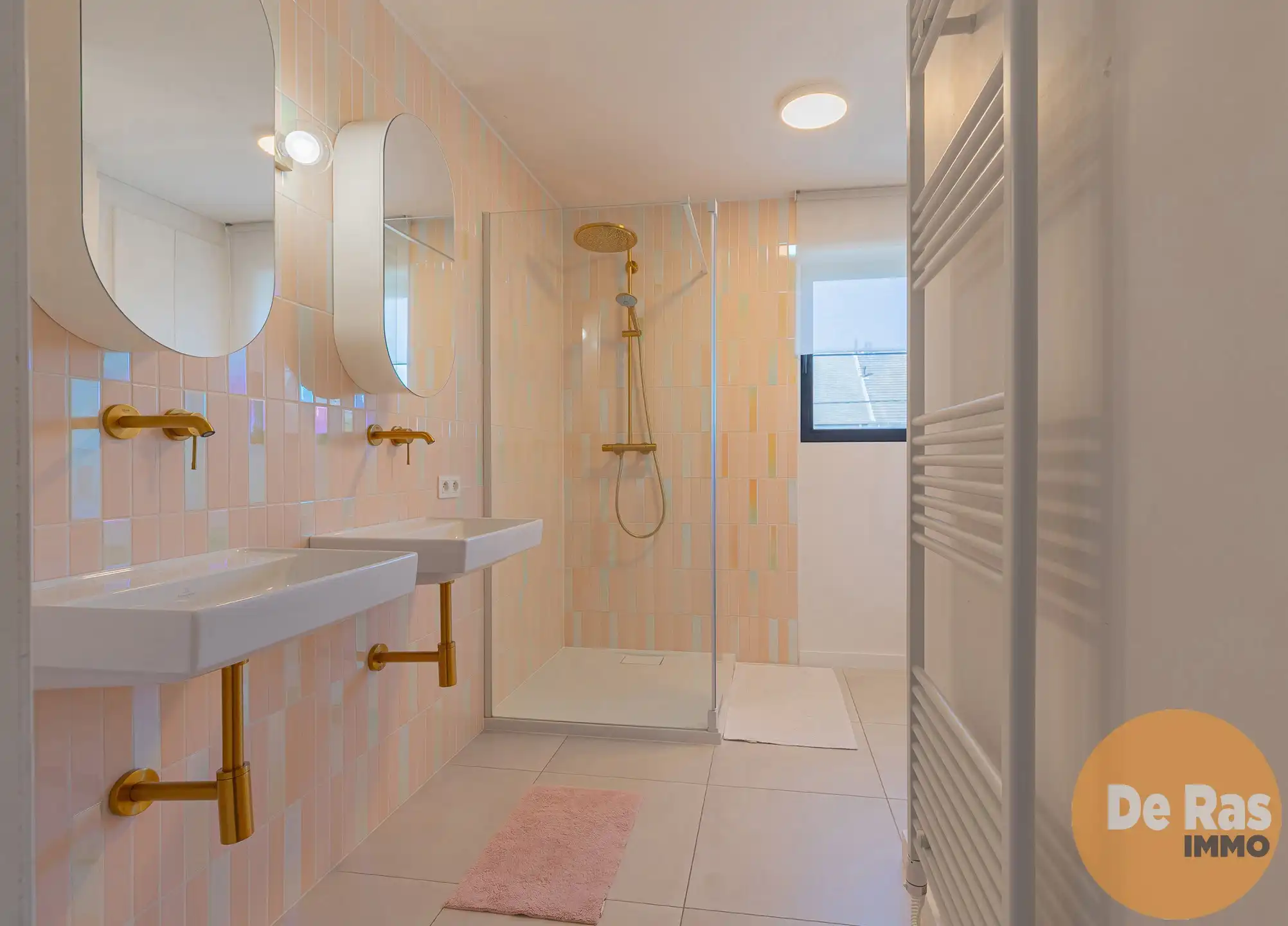 WICHELEN - Exclusief gerenoveerde woning met 4 slaapkamers foto 18