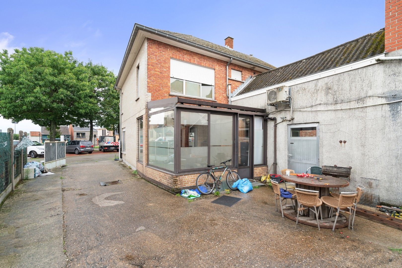 Woning met achterliggend appartement te koop in Schellebelle foto 19