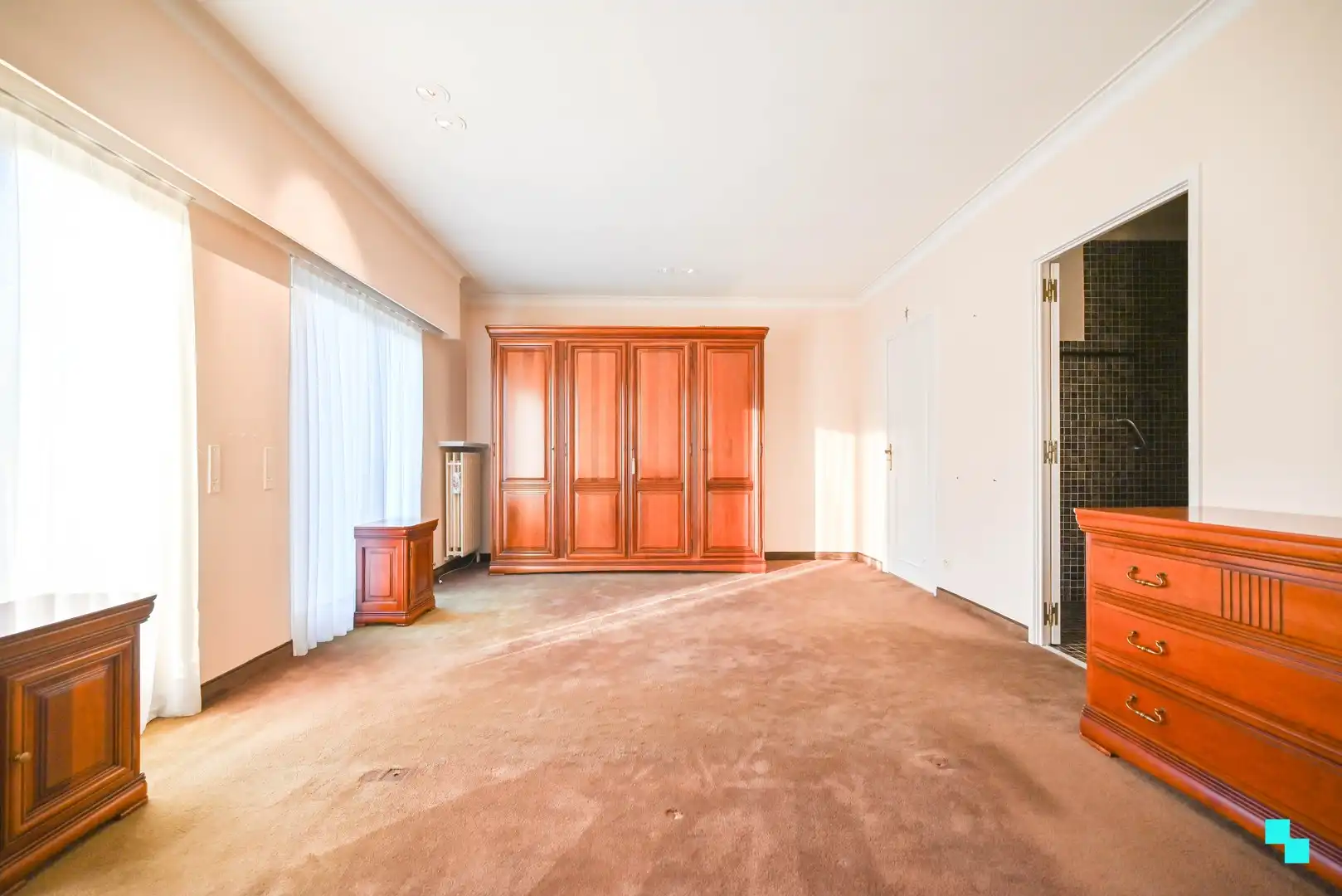 Riante, karaktervolle residentiële bungalow te Waregem foto 19