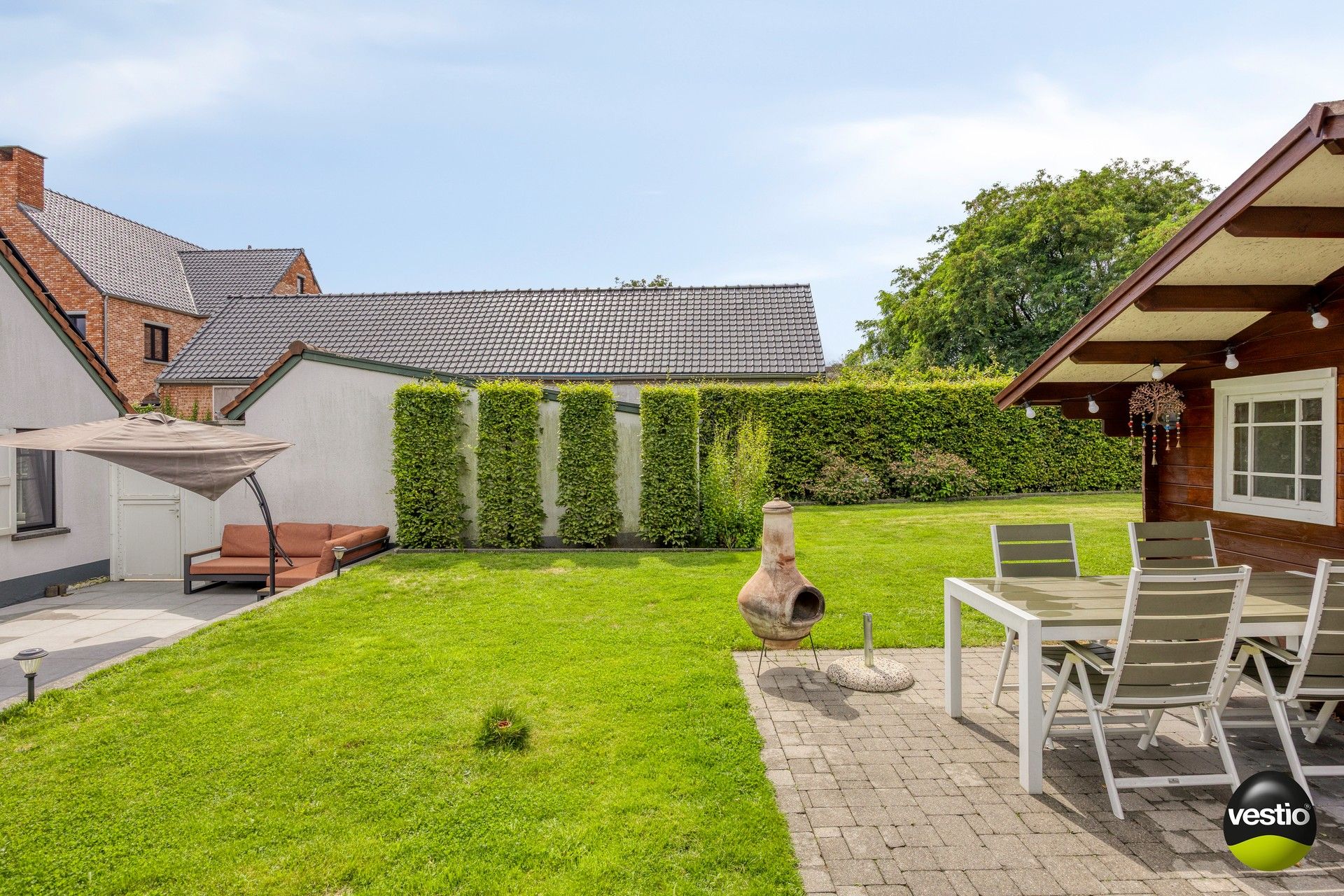 CHARMANTE GEZINSWONING MET 4 SLK EN GROTE TUIN IN EIGENBILZEN foto 32
