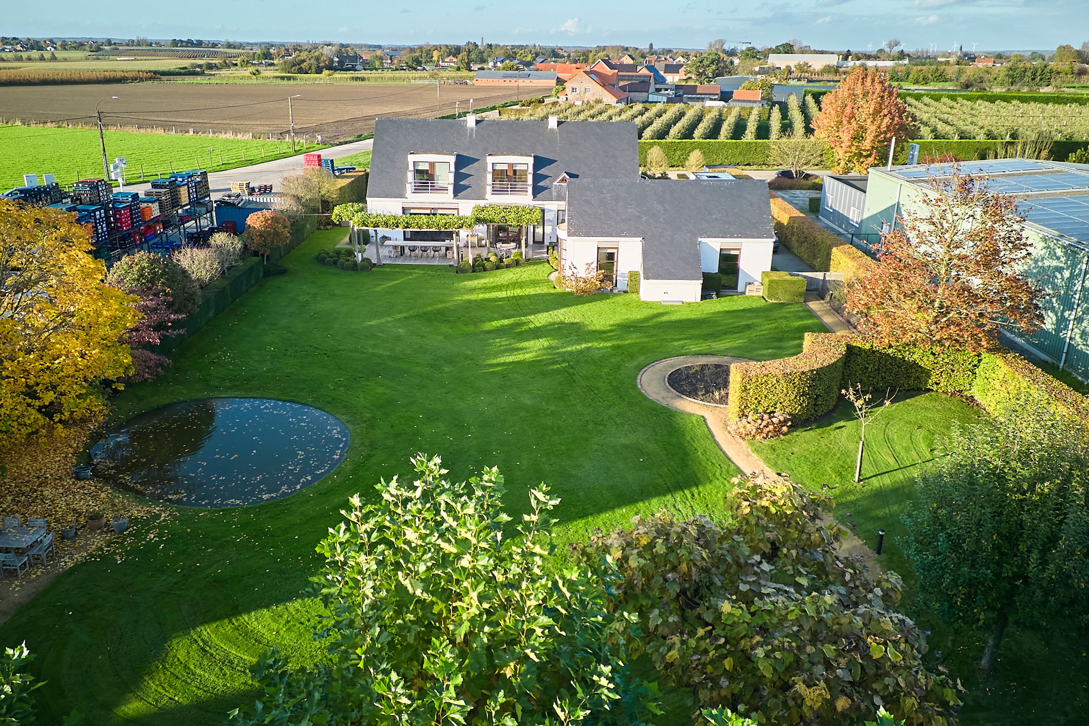 TE KOOP Nieuwerkerken: Industrie met woning foto 7