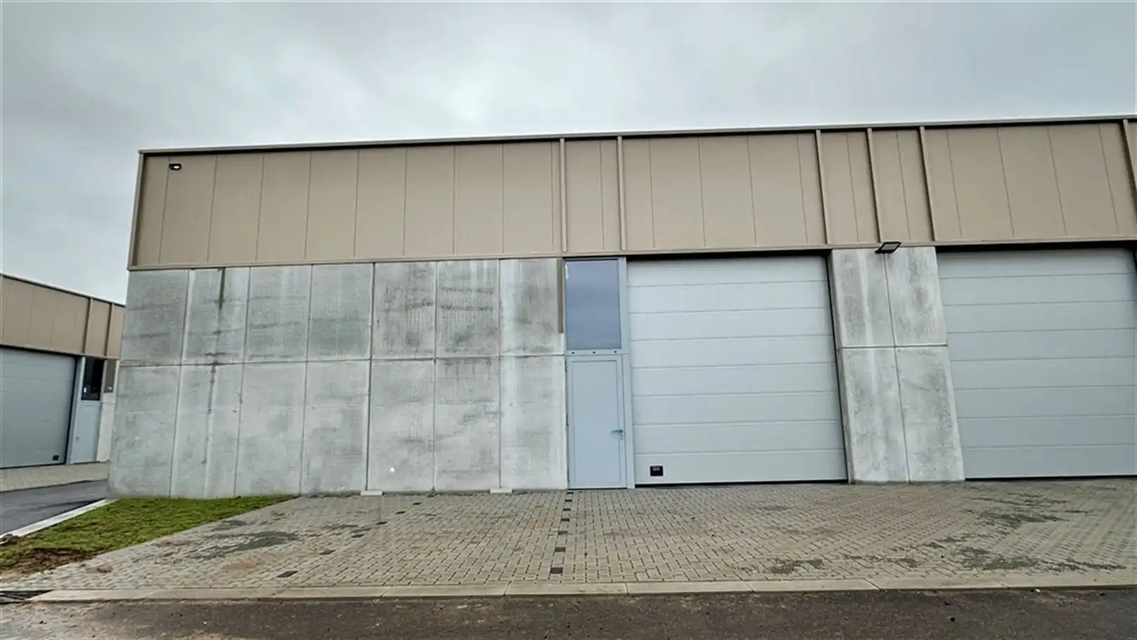 Te Koop te Tielt  KMO Units op bedrijvenpark Thea  foto 6