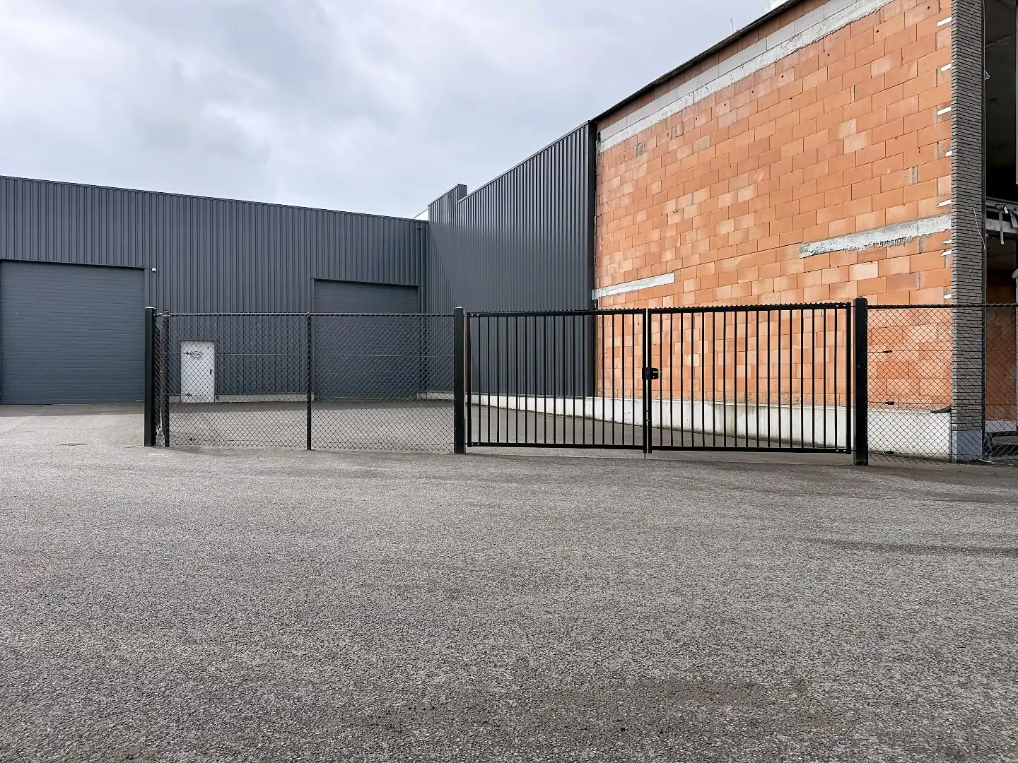 Recente KMO-unit te koop! foto 4