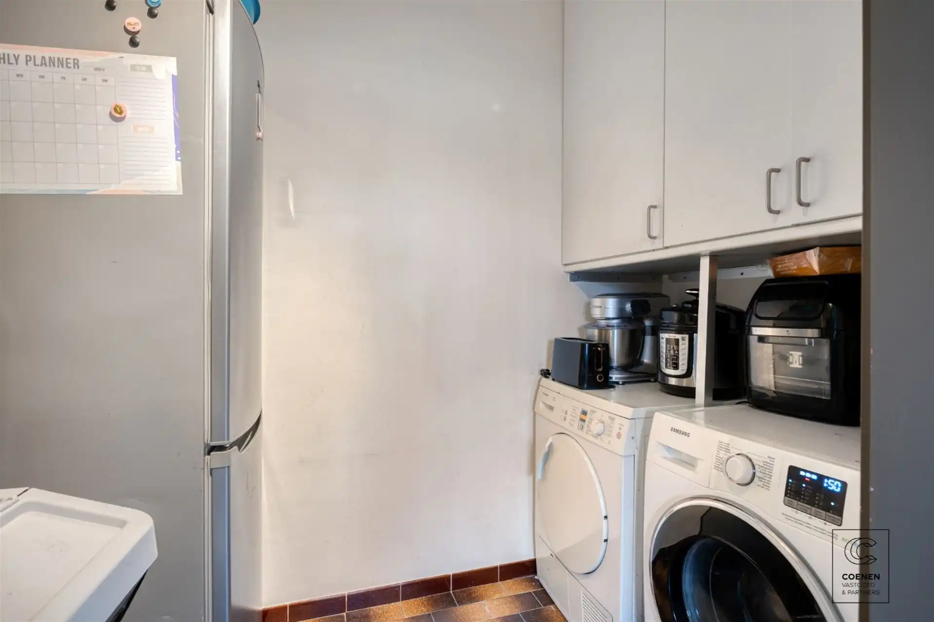 Ruim appartement met 3 slpk en schitterende tuin te Merksem! foto 6