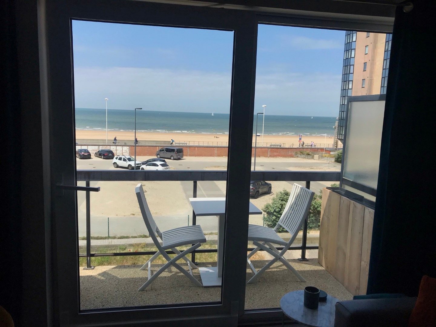 Luxe duplex appartement met terras en frontaal zeezicht foto {{pictureIndex}}