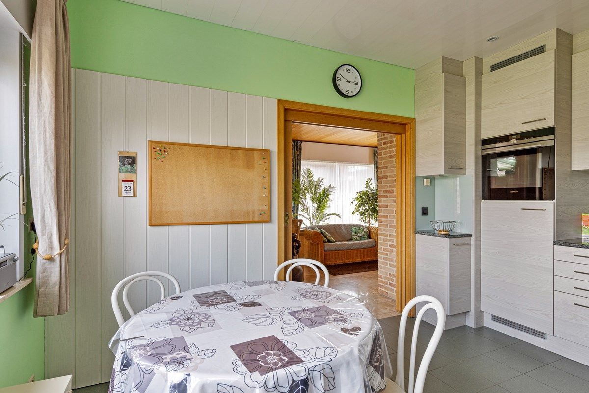 Ruime woning met prachtige tuin.  foto 13