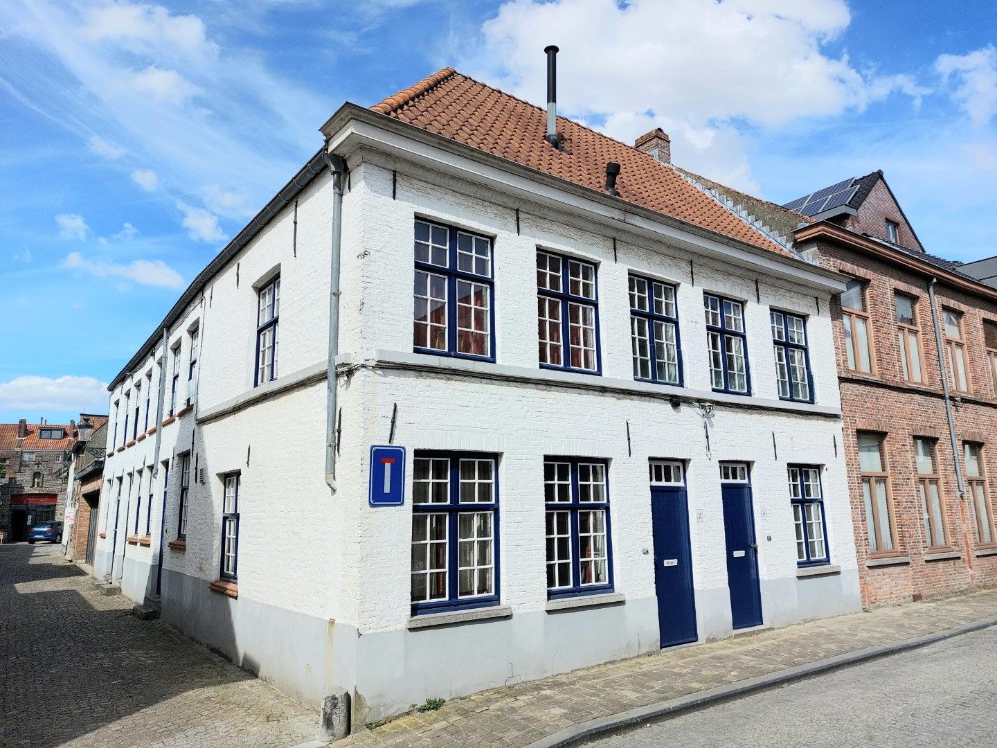 Gezellig rijwoning  foto {{pictureIndex}}