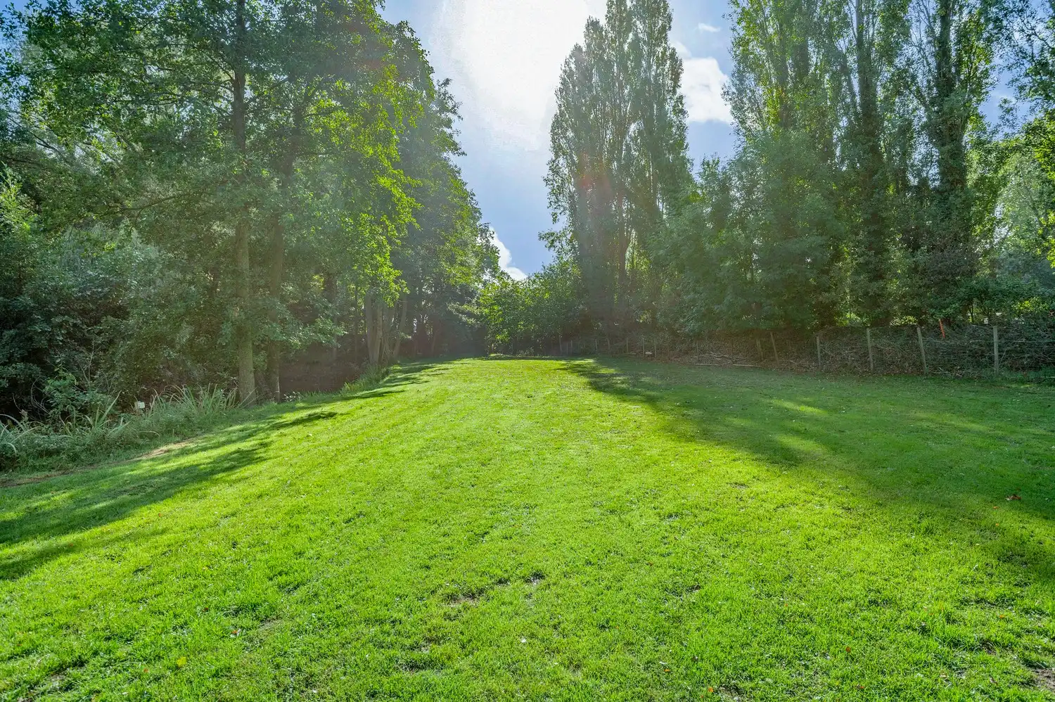 Charmante hoeve in een oase van groen foto 26
