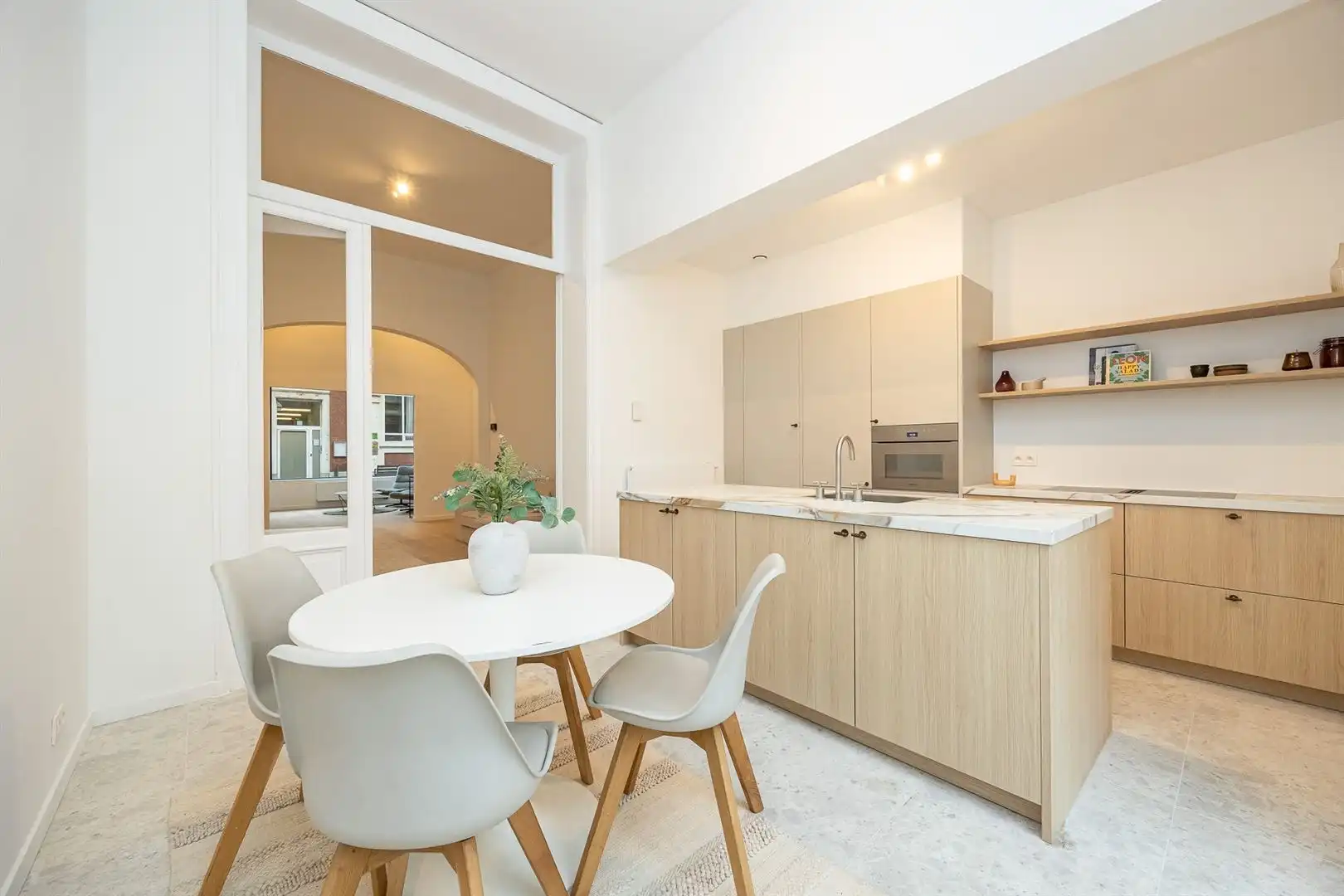 Gelijkvloers met charme, klasse en een vleugje grandeur foto 8