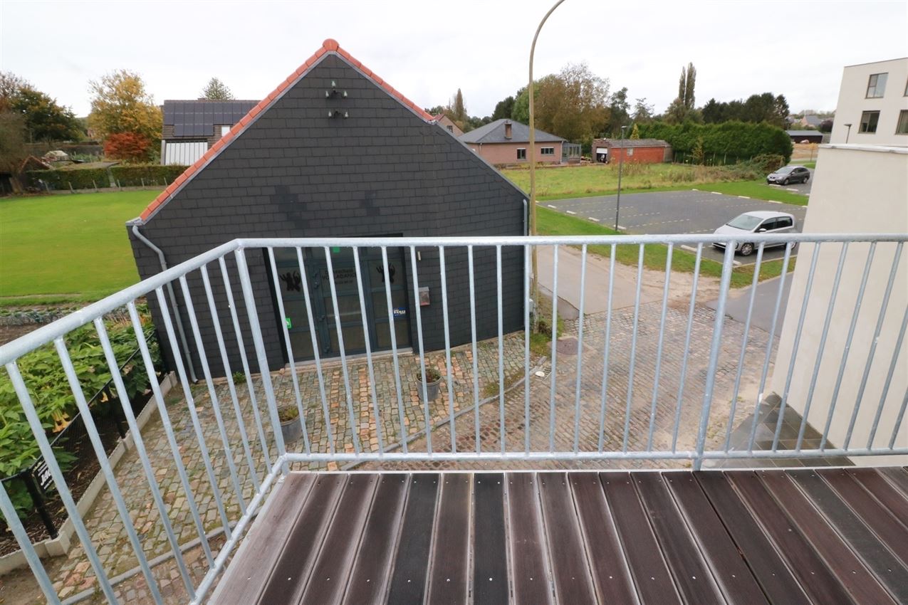 gerenoveerde duplex, 3 slpk., terras, nabij centrum en E 314  foto 9