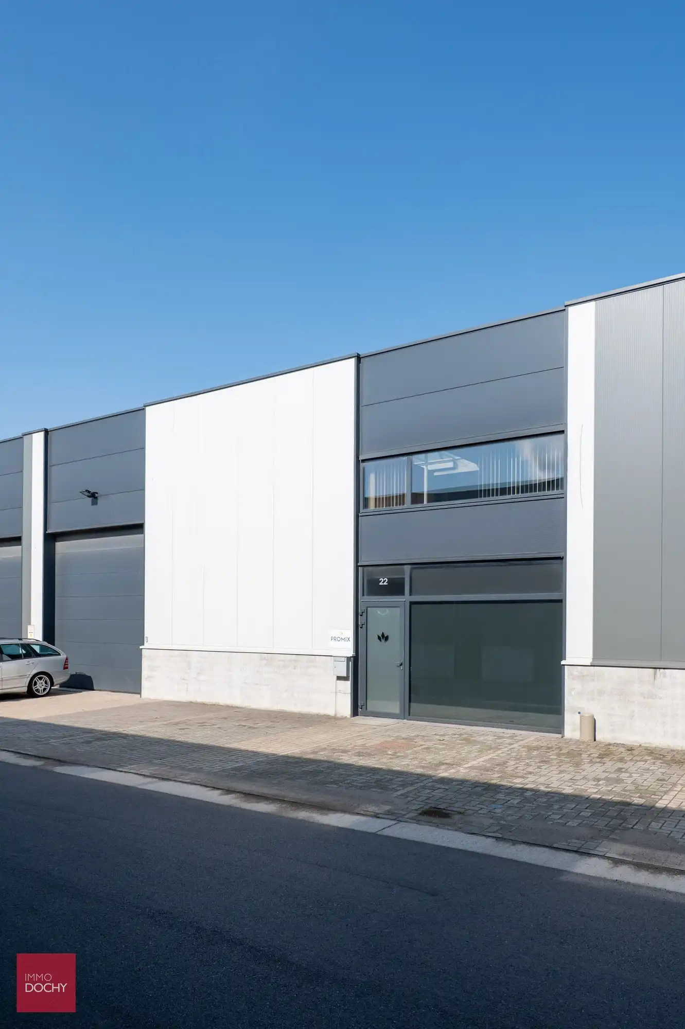 Recent gebouwde KMO - unit met bureel, mezzanine | De Bosmier foto 2