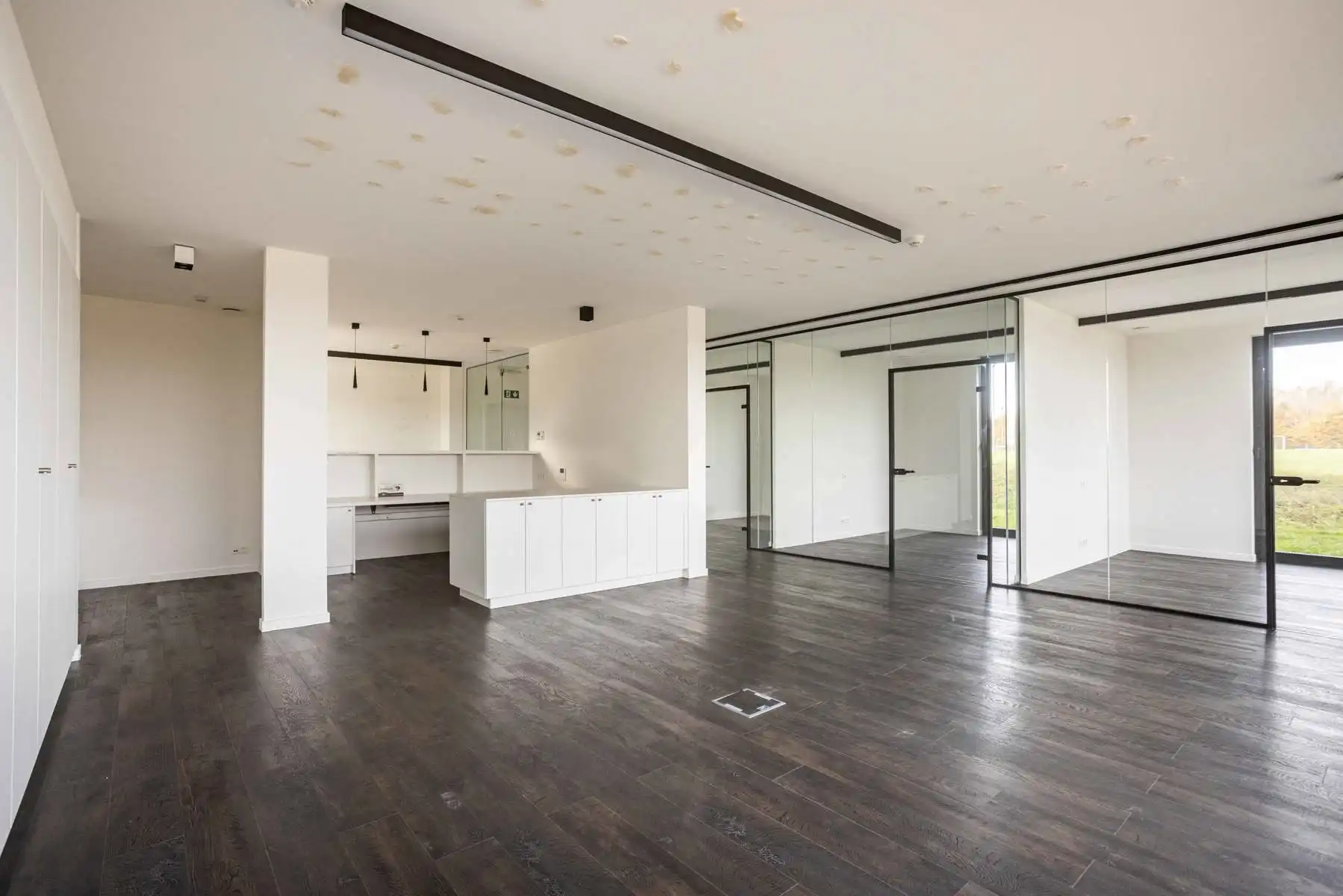 Kantoor te huur foto 13