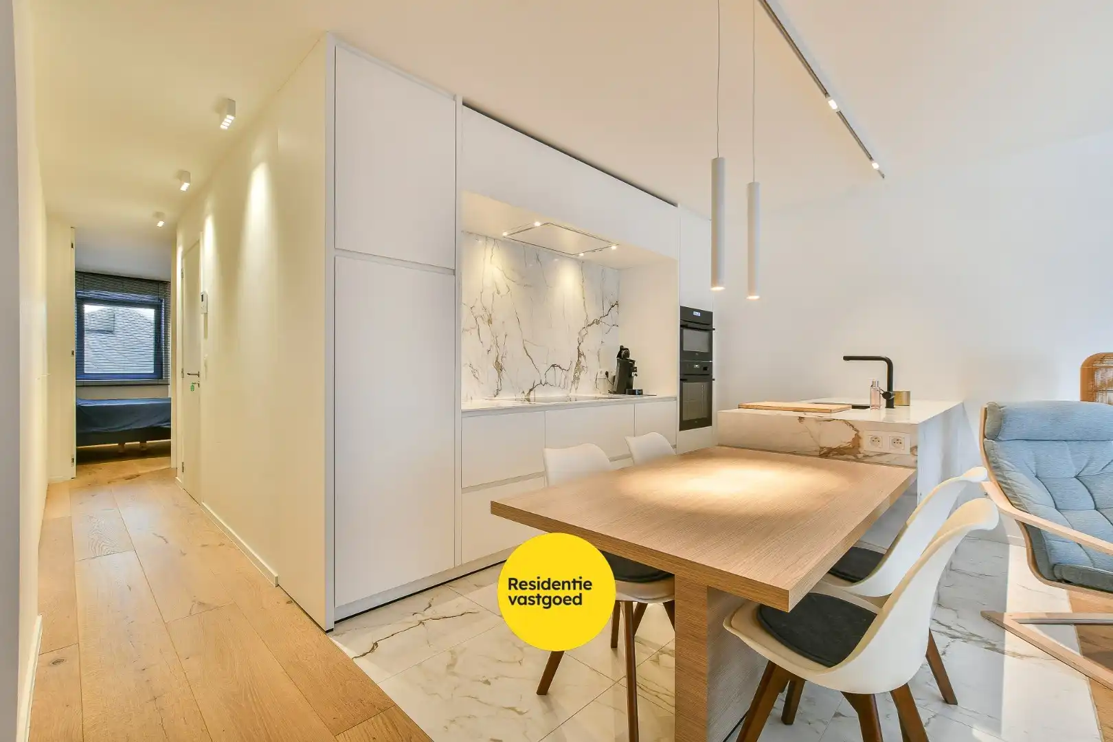 Te huur: Recent en energiezuinig appartement in centrum Wenduine (Kerkstraat) foto 3