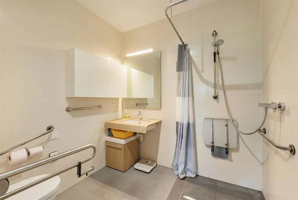 Assistentiewoning binnen het prachtige Prins Kavelhof foto 12