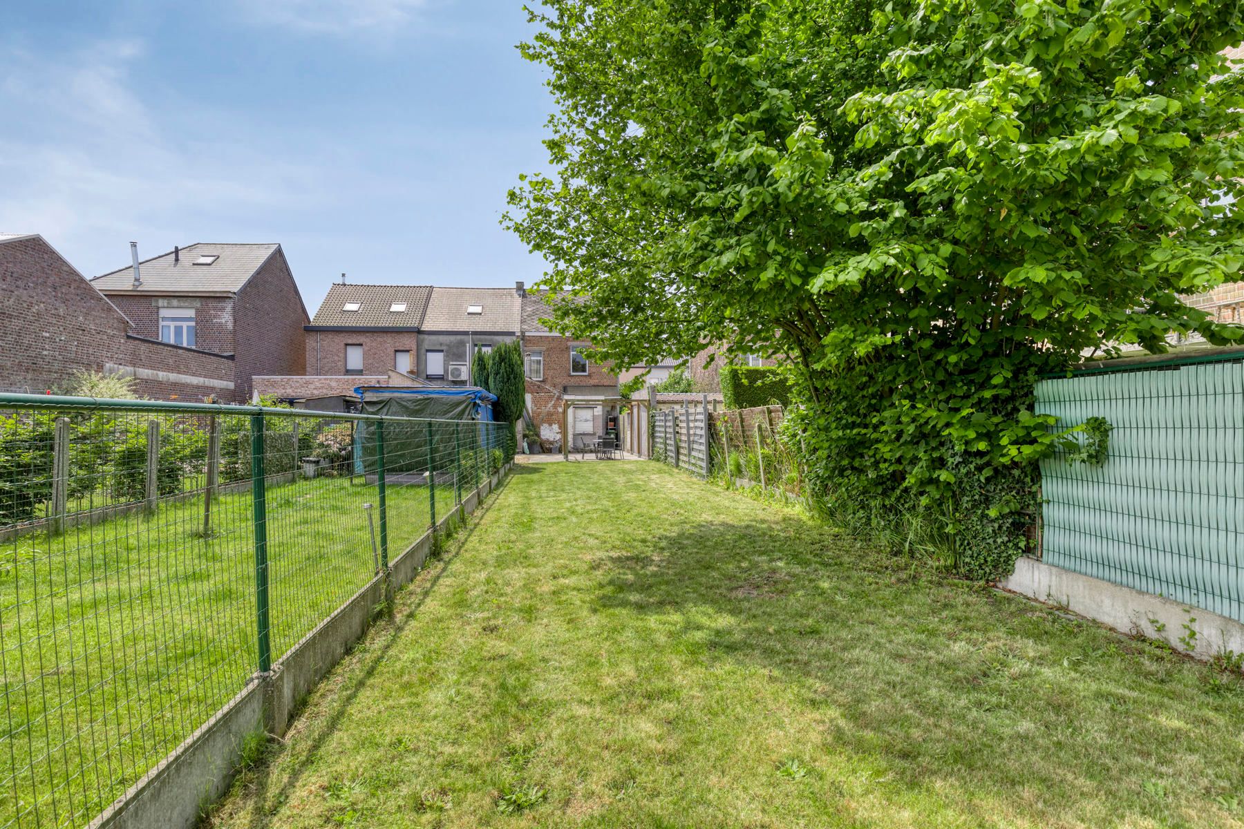 Te renoveren woning met 2slpk (mogelijkheid 3) en tuin! foto 19