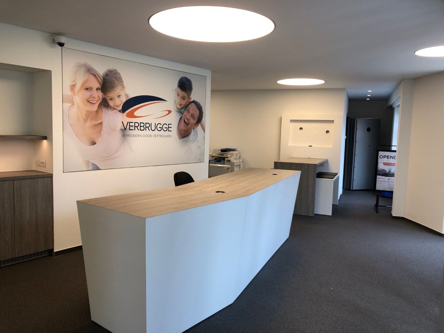 Handelsruimte op toplocatie! foto 2