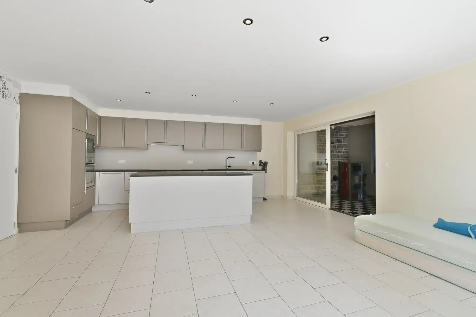 Hoekwoning met 3 slaapkamers te huur in Jabbeke!  foto 7