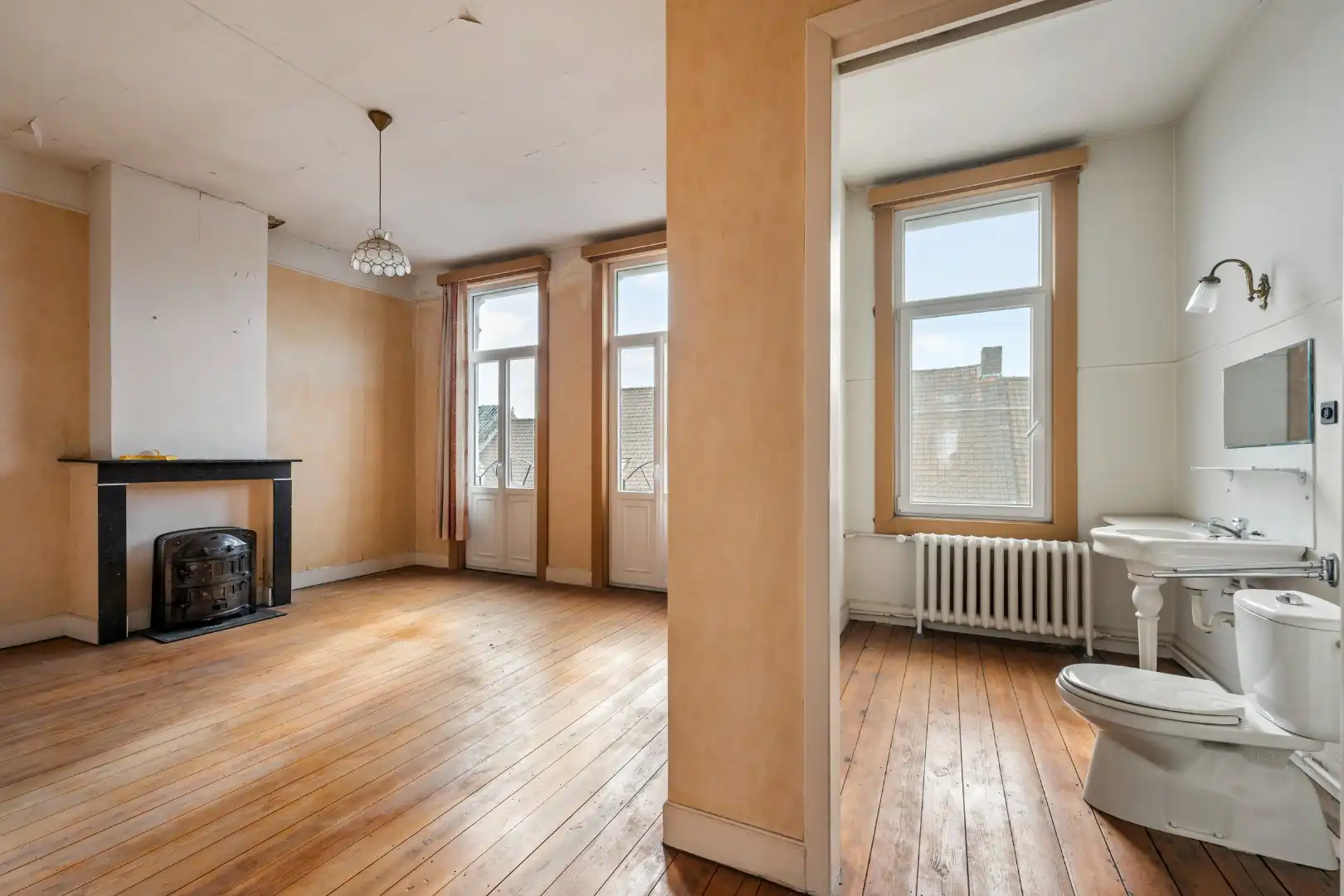 Prachtig herenhuis met 7 slaapkamers in het centrum van Roeselare foto 14