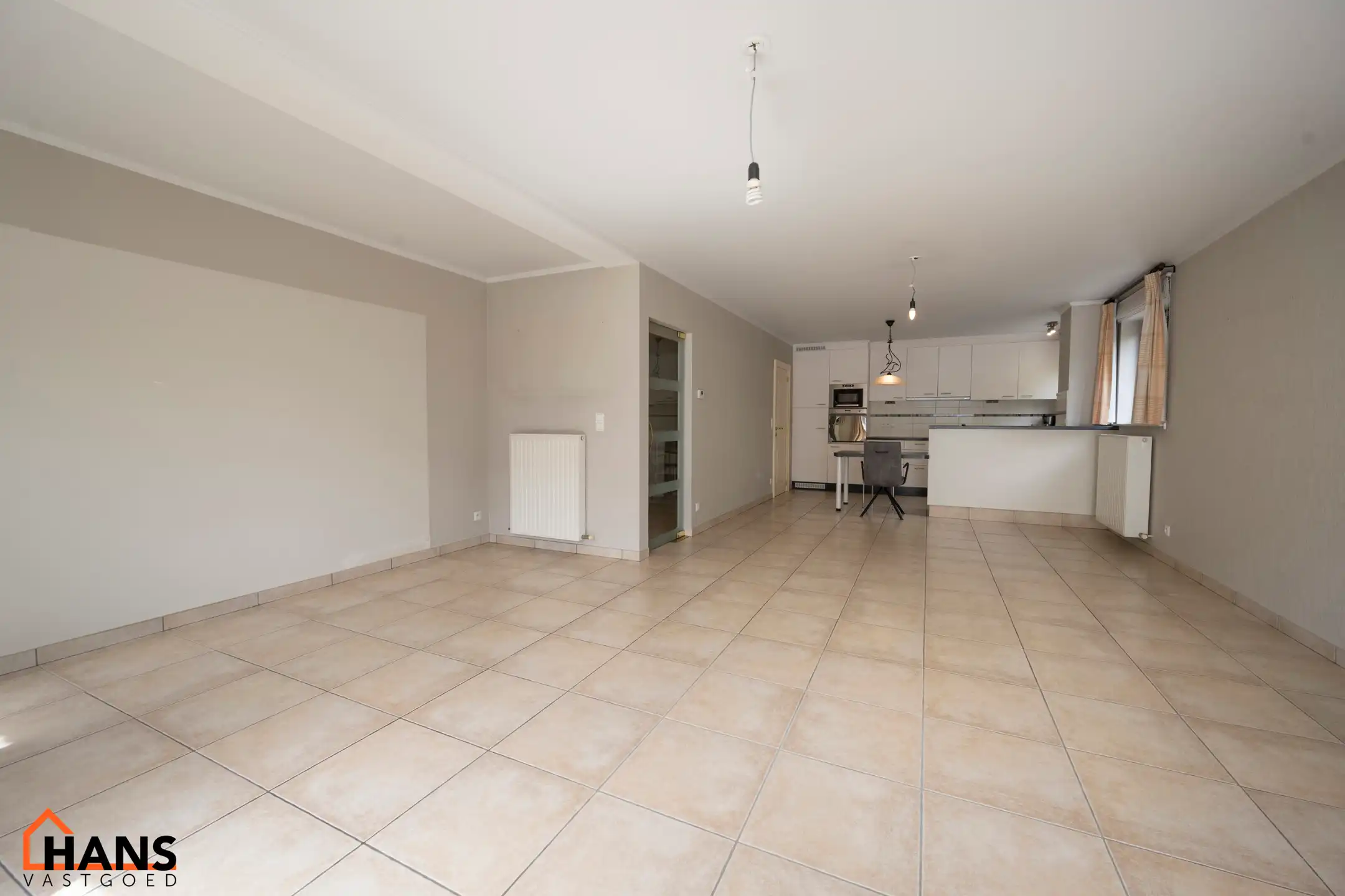 Uniek gelijkvloers appartement. foto 4