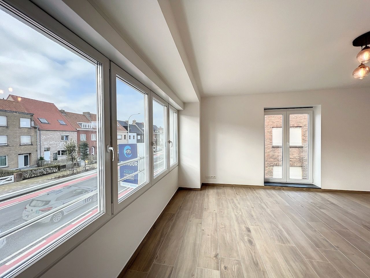 Gerenoveerd, energiezuinig appartement met garage, centraal gelegen. foto 6