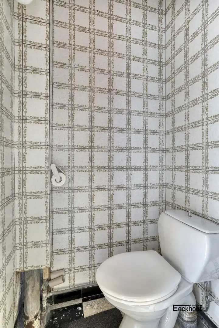 Ruime te renoveren woning met achterliggende atelier/garage en open zicht op kanaal Oostende - Brugge foto 15