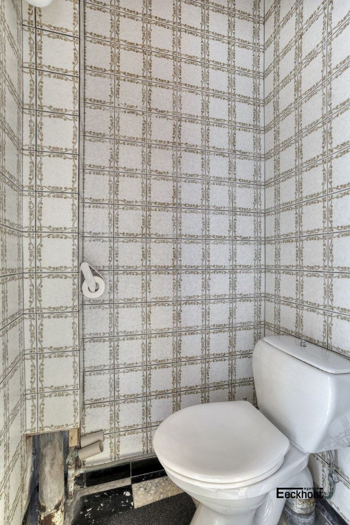 Ruime te renoveren woning met achterliggende atelier/garage en open zicht op kanaal Oostende - Brugge foto 15