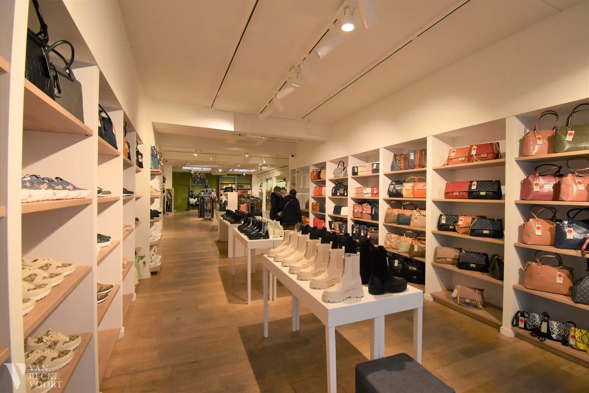 Handelsgelijkvloers op AAA locatie 350m² foto 5