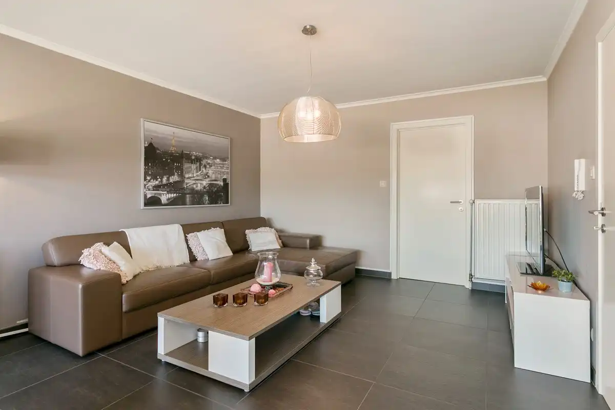 Appartement met twee slaapkamers en autostaanplaats in de ondergrondse garage in Rekem/Lanaken! foto 7